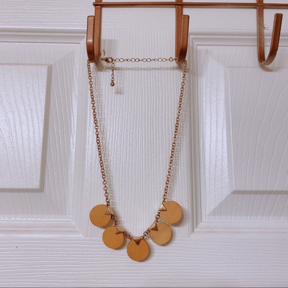 Yellow Rounded/Circle Necklace - Picture 3 of 3